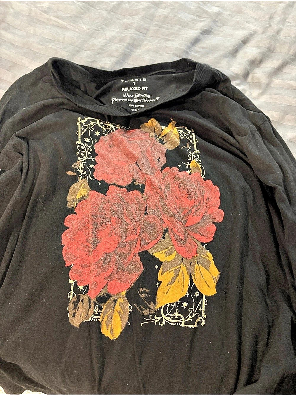 Torrid Floral Graphic Tee in Black & Red Like New